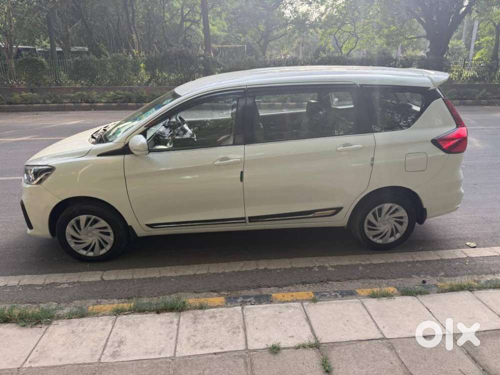 Maruti Suzuki Ertiga Vxi Cng, 2023, Cng & Hybrids
