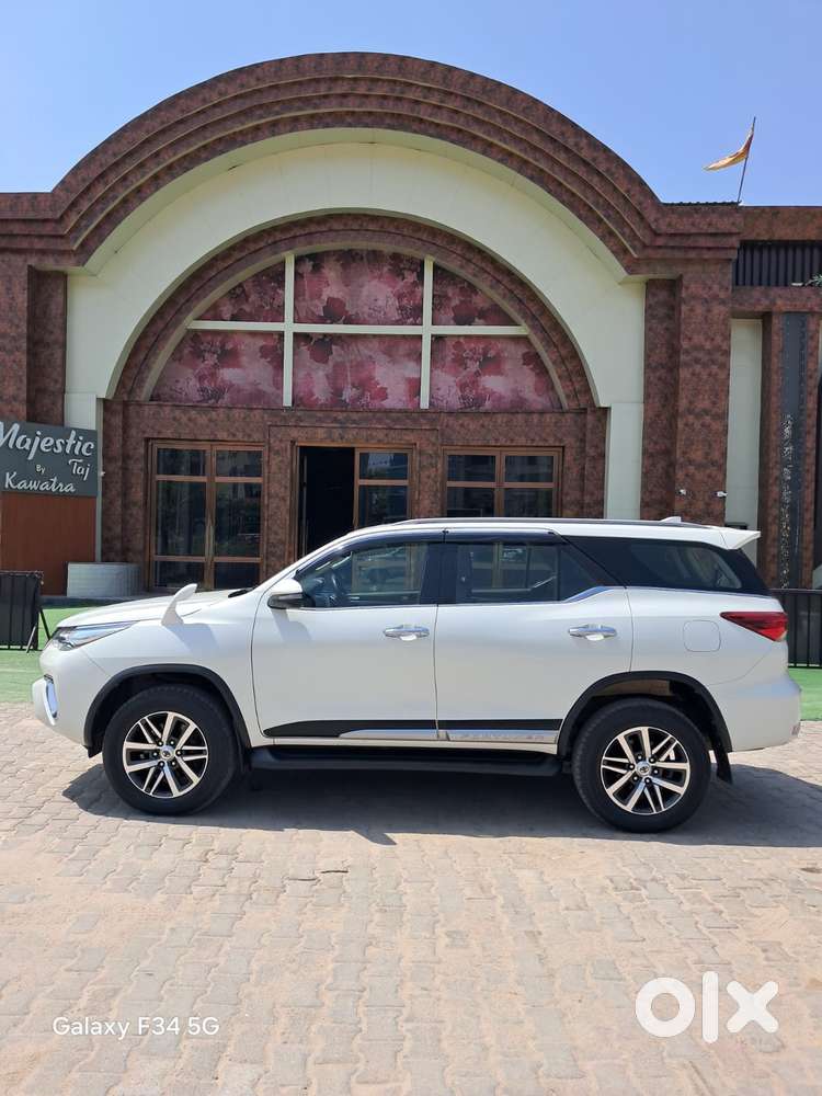Toyota Fortuner 4x4 At 2.8 Diesel, 2021, Diesel