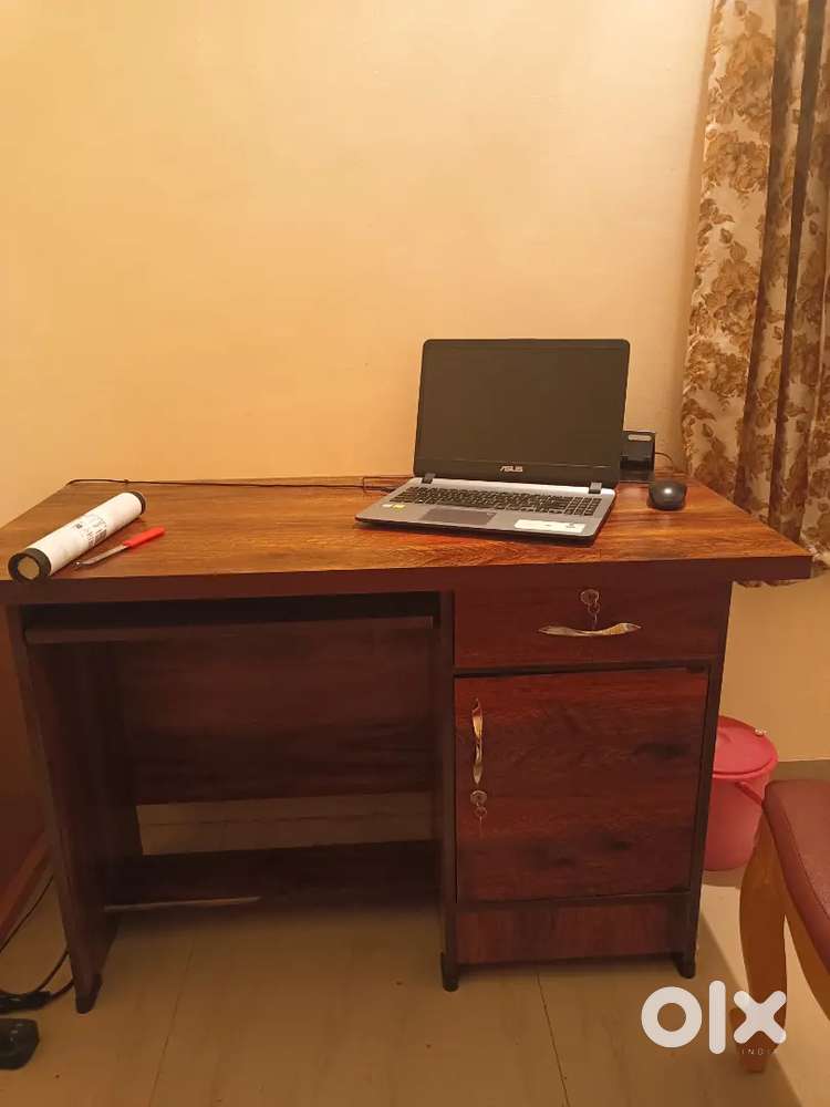 A study table at sale(moving out) Other Household Items 1753064944