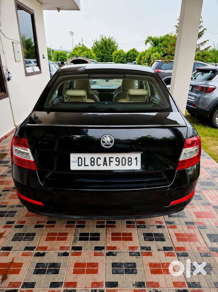 Skoda Octavia Elegance 1.8 Tsi At, 2014, Petrol