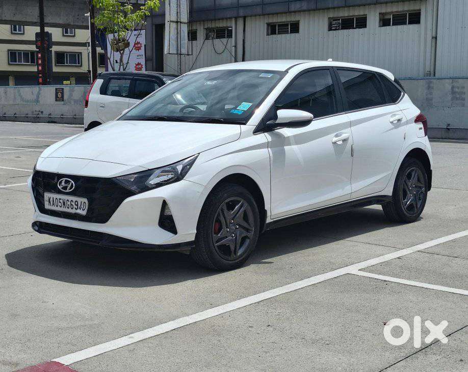 Hyundai I20 Sportz 1.2 Ivt, 2023, Petrol