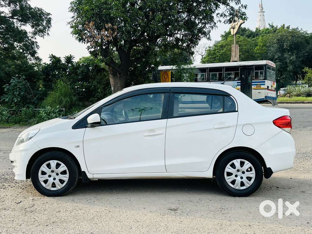 Honda Amaze S Mt I-vtec, 2015, Petrol