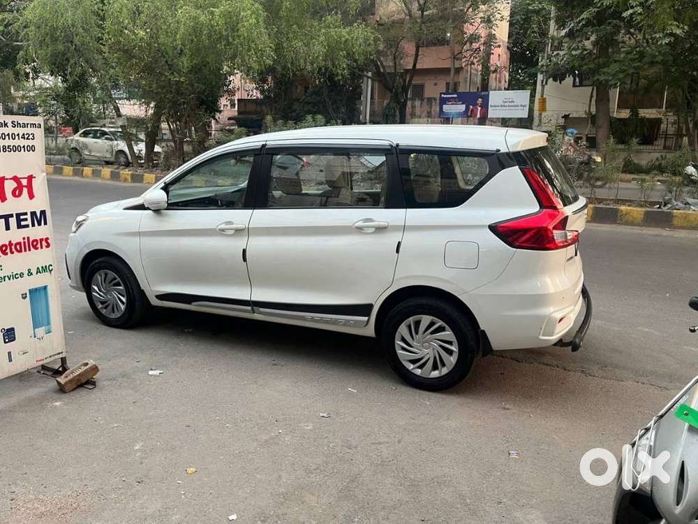 Maruti Suzuki Ertiga 1.5 Vxi, 2024, Petrol