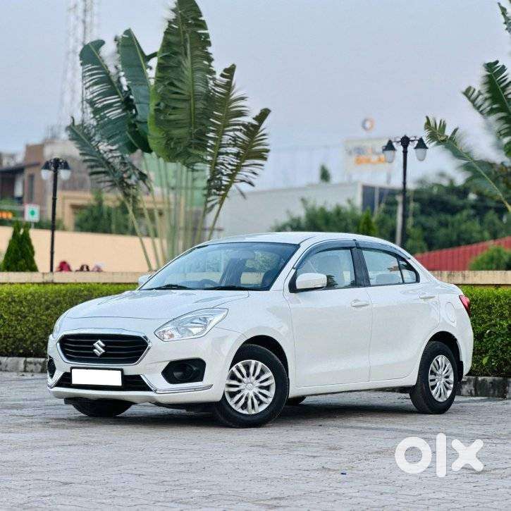Maruti Suzuki Swift Dzire Vxi(o) Amt, 2017, Petrol