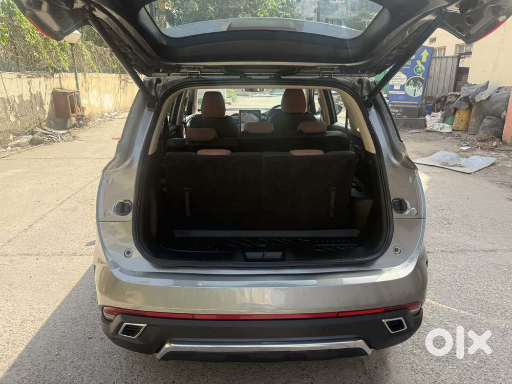 Mg Hector Plus 1.5 Sharp Turbo Cvt 6 Str, 2023, Petrol