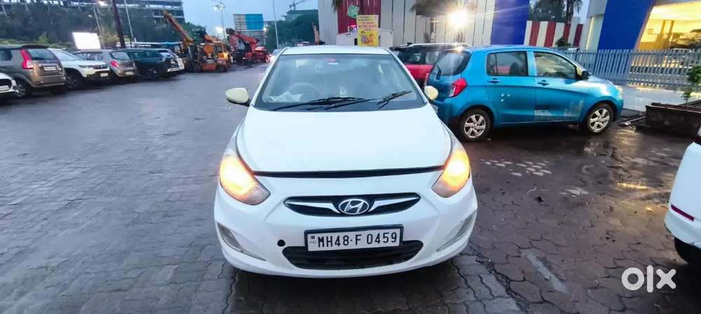 2013 Hyundai Verna Sx O