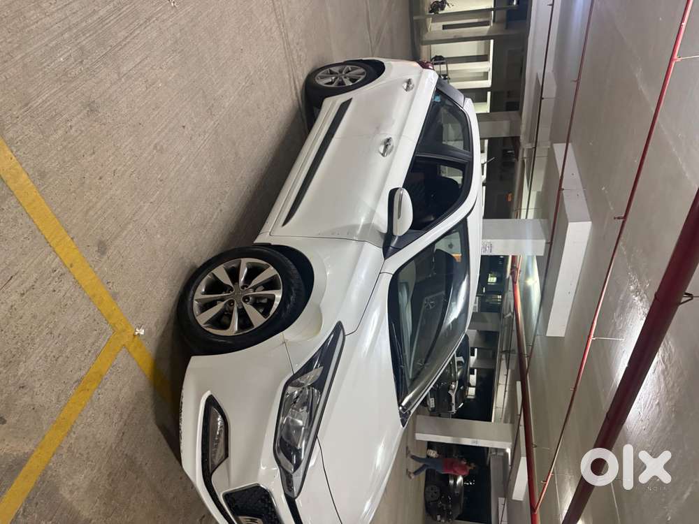 Hyundai Elight I20 Asta 1.2