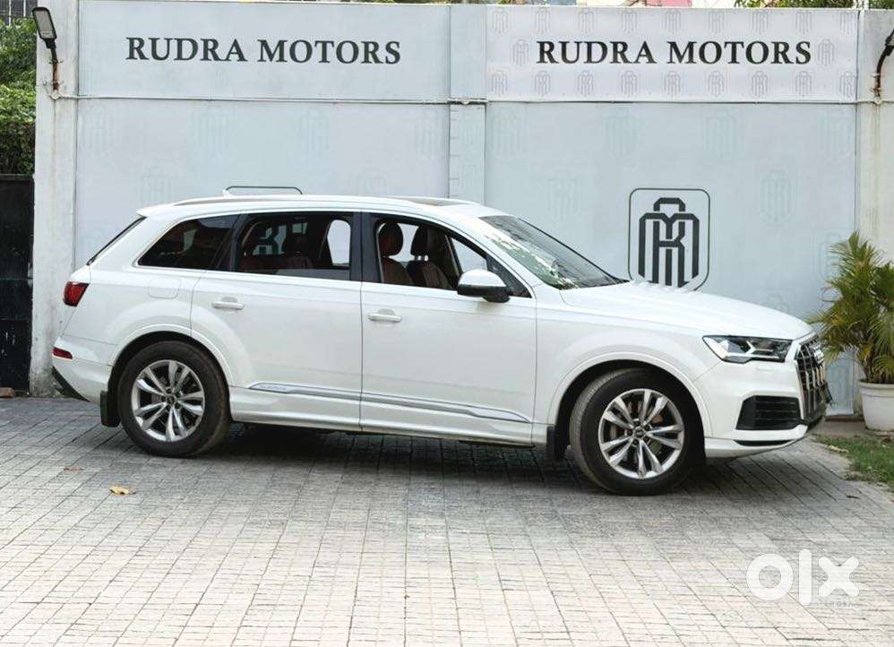 Audi Q7 3.0 Premium Plus 55 Tfsi, 2022, Petrol