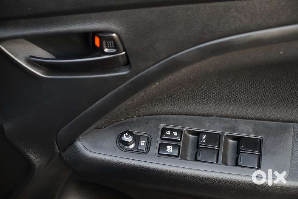 Maruti Suzuki Brezza Vxi At, 2025, Petrol