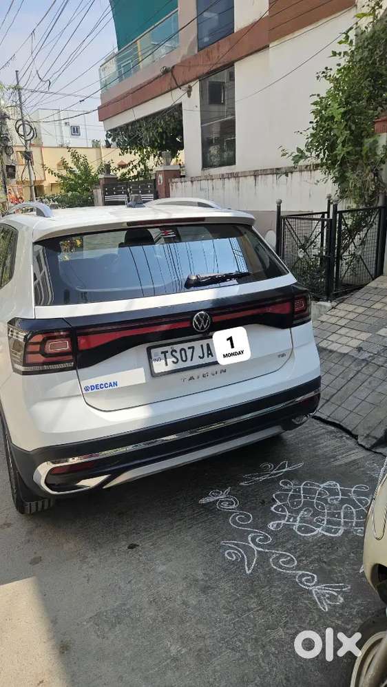 Volkswagen Taigun 2021 Petrol 27500 Km Driven