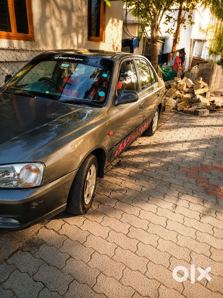 Hyundai Accent 1.5 Gle 2000 Petrol