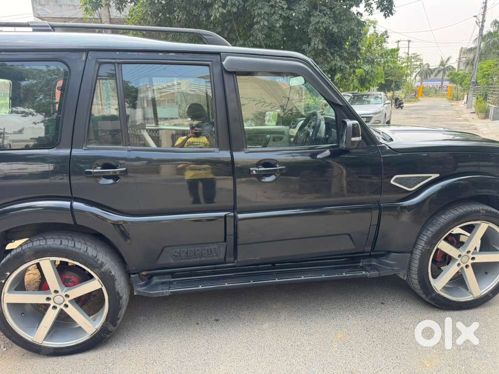 Mahindra Scorpio 2020 Diesel Manual 94000 Km