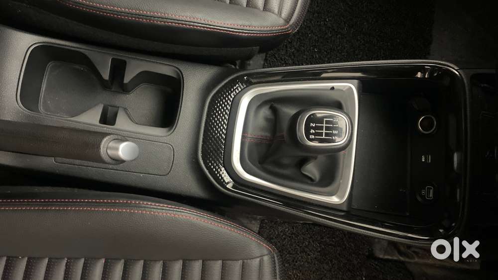 Kia Sonet Gtx Plus Turbo Imt, 2023, Petrol