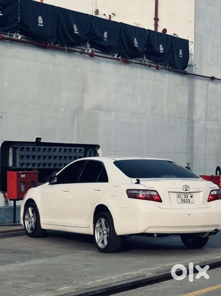 Toyota Camry 2010 70,000 Km