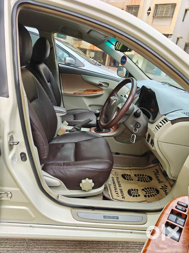 Toyota Corolla Altis 1.8 G Cng, 2010, Cng & Hybrids