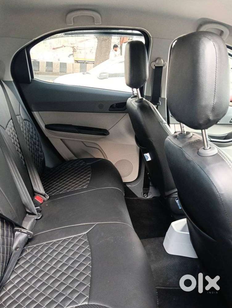 Tata Tiago 1.05 Revotorq Xt Option, 2026, Petrol