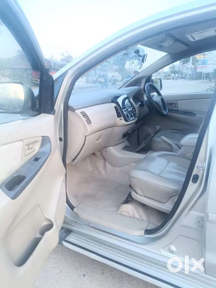 Toyota Innova 2.5 G 7 Seater 2008 With Fancy Number