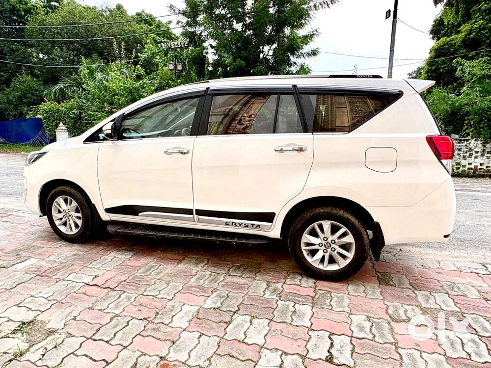 Toyota Innova Crysta 2.4 Gx Mt, 2016, Diesel