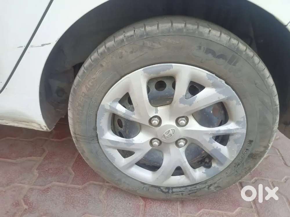 Meri Dusri Gadi 29 Ko Aa Rhi H Isiliye Bechna H