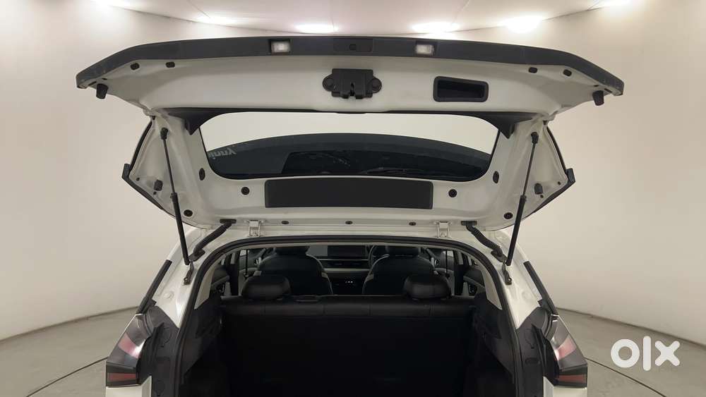 Tata Nexon Creative Plus 1.2 Revotron Petrol 7dca, 2024, Petrol