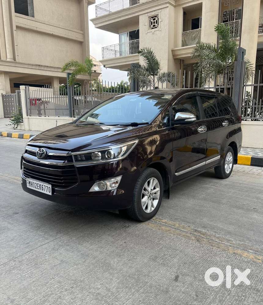 Toyota Innova Crysta 2.8 Zx At 7 Seater, 2017, Diesel