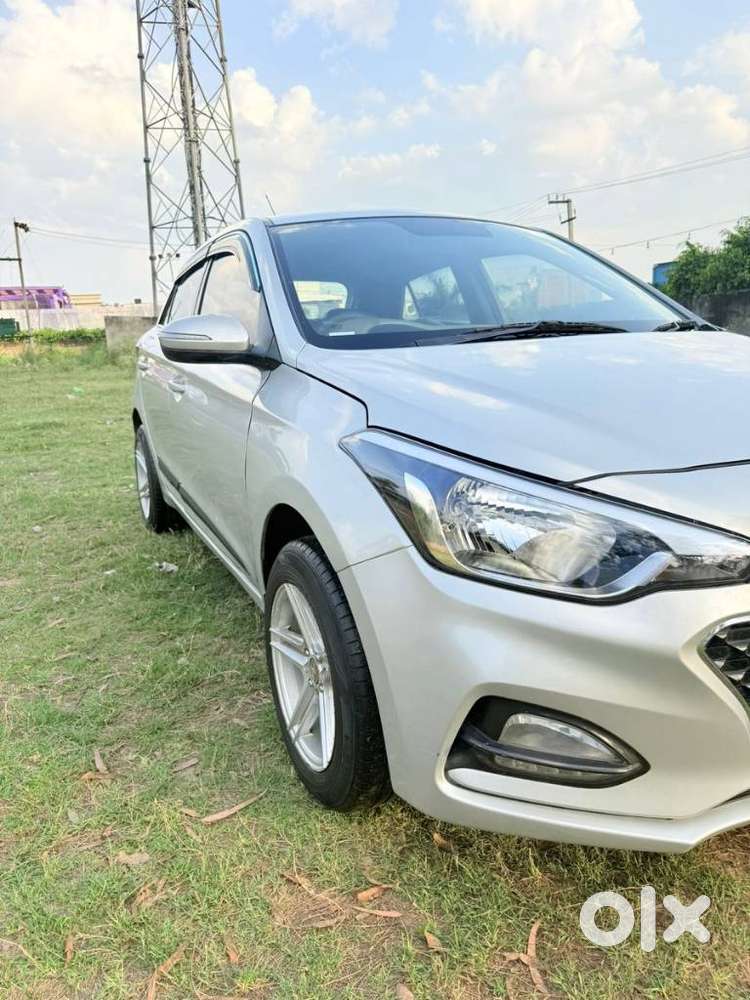 Hyundai I20 Sportz 1.2 Bs-iv, 2018, Petrol