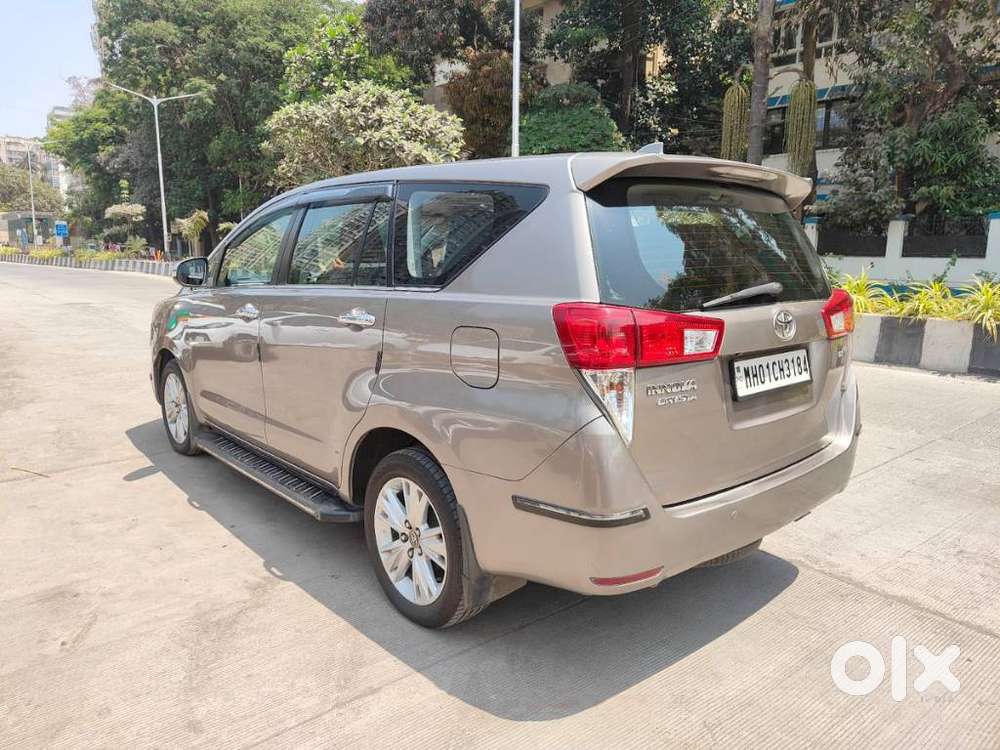Toyota Innova Crysta 2.8z Automatic, 2016, Diesel