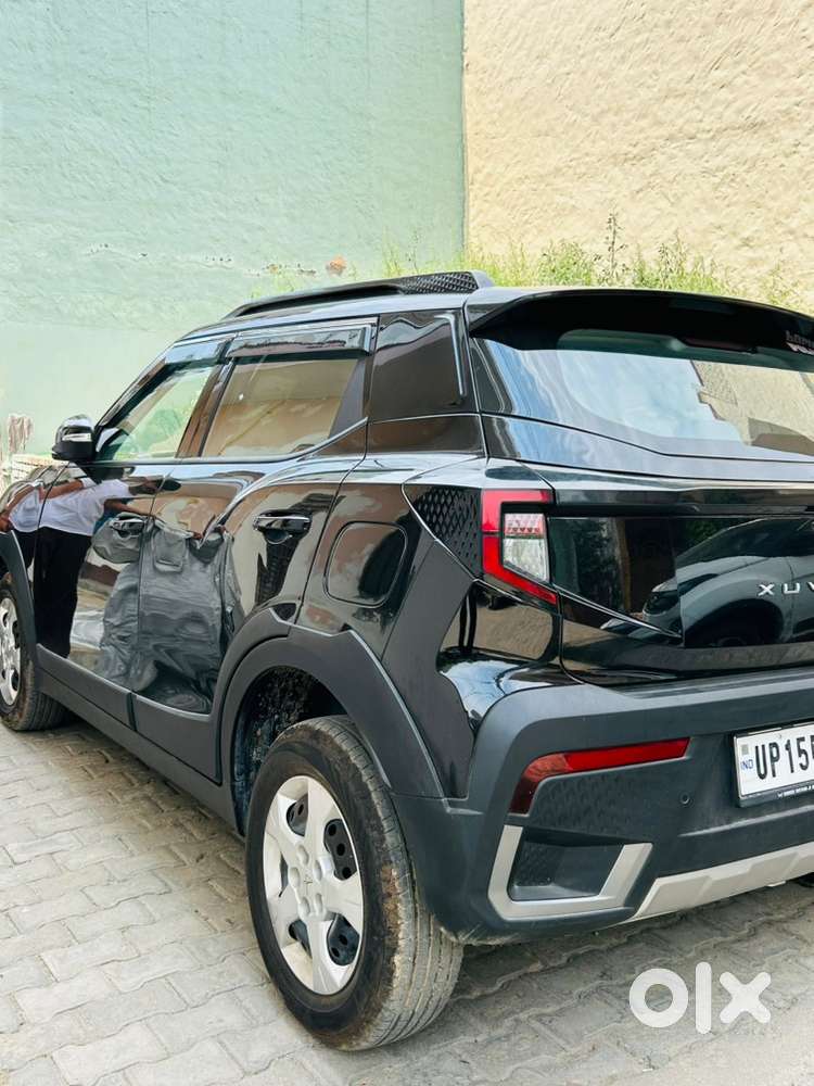 Mahindra Xuv 3xo Petrol 2025