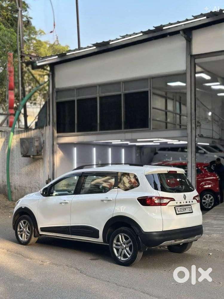Renault Triber Rxz Easy-r Amt, 2020, Petrol