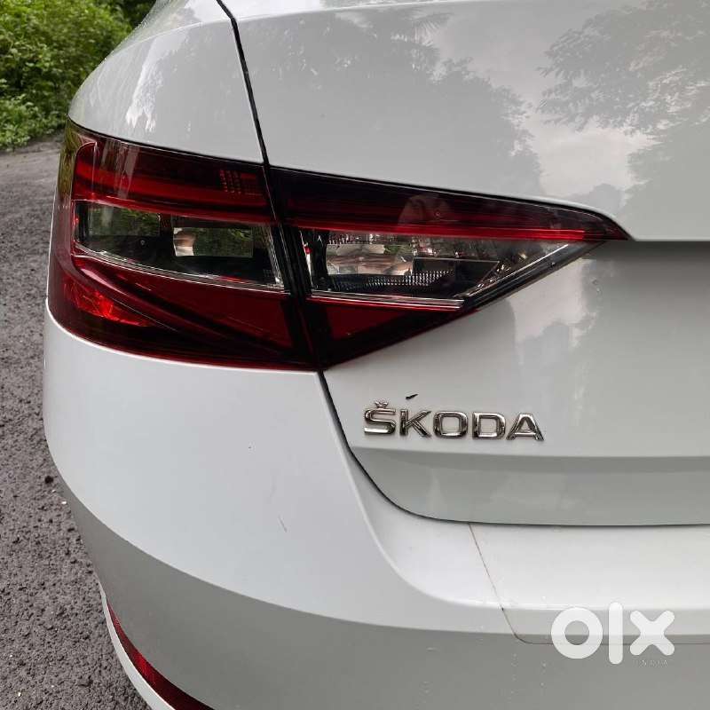 Skoda Superb L&k 1.8 Tsi At, 2020, Petrol