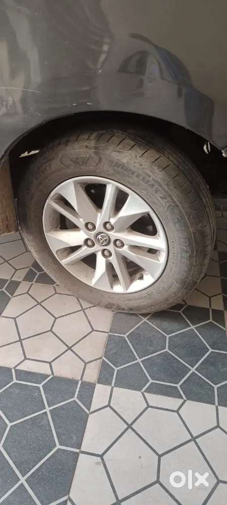 Toyota Innova Crysta 2018 Diesel 88000 Km Driven