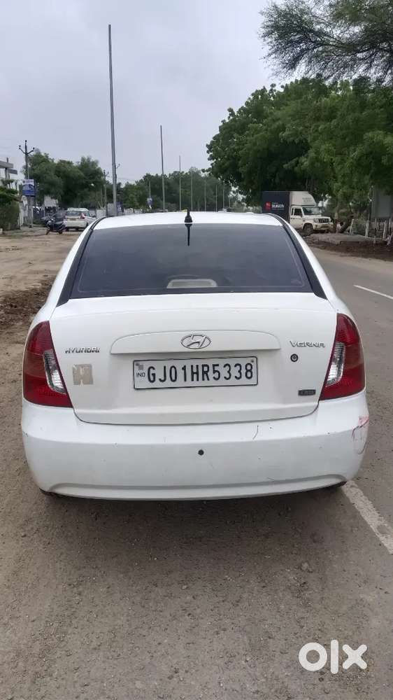 Hyundai Verna Crdi 2008