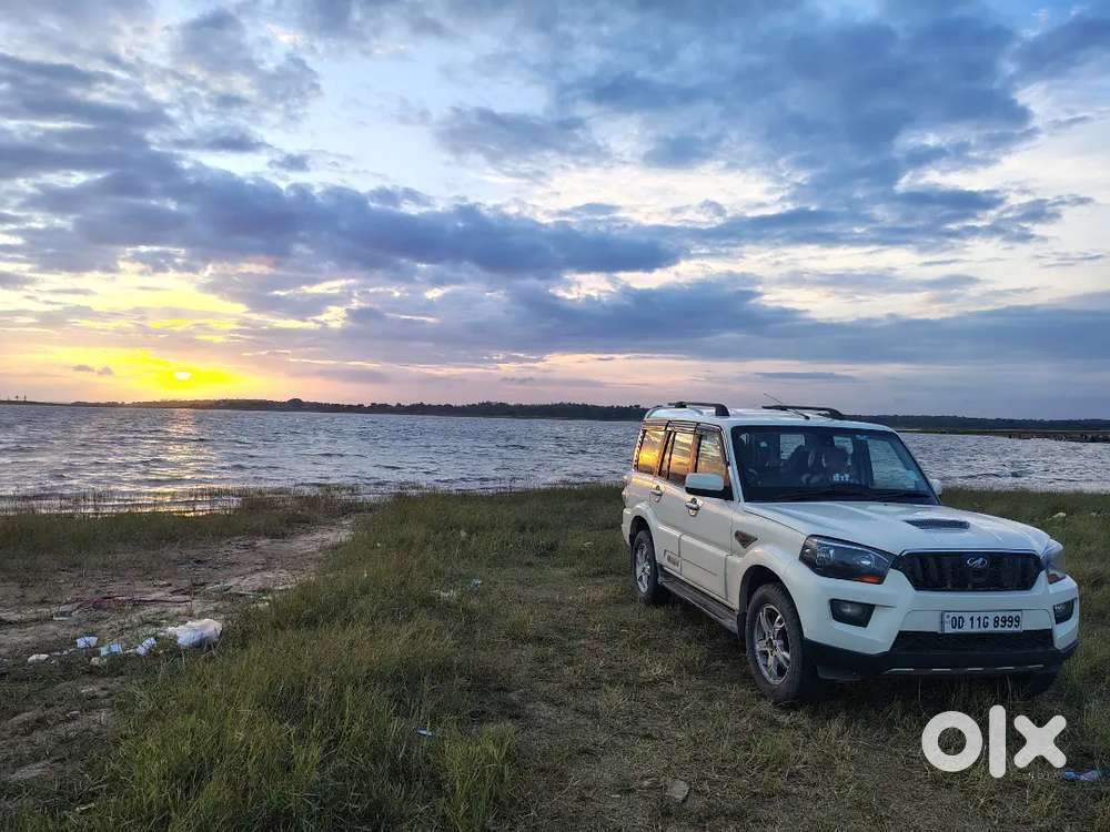 Mahindra Scorpio Diesel 2016