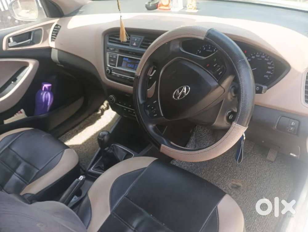Hyundai Elite I20 2017 Petrol 40000 Km Driven