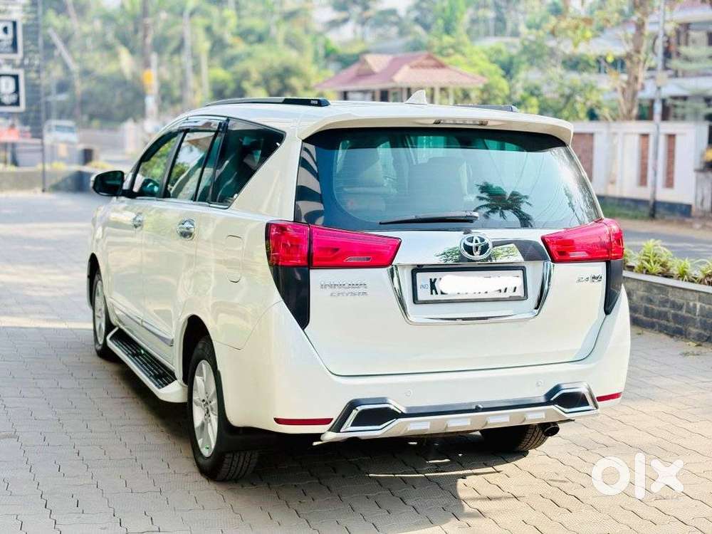 Toyota Innova Crysta 2.7 Vx Mt, 2017, Diesel
