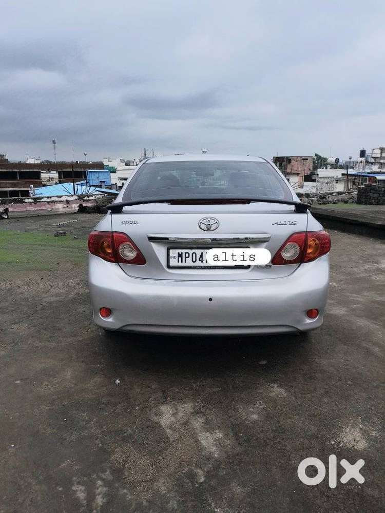 Toyota Corolla Altis 1.8 J, 2011, Petrol