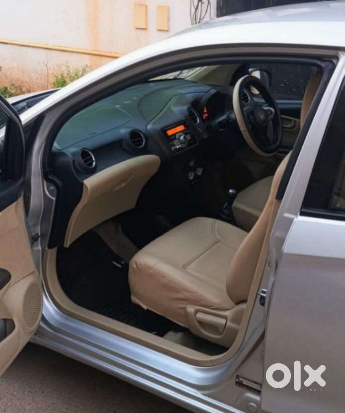 Honda Brio 2011-2013 V Mt, 2012, Petrol