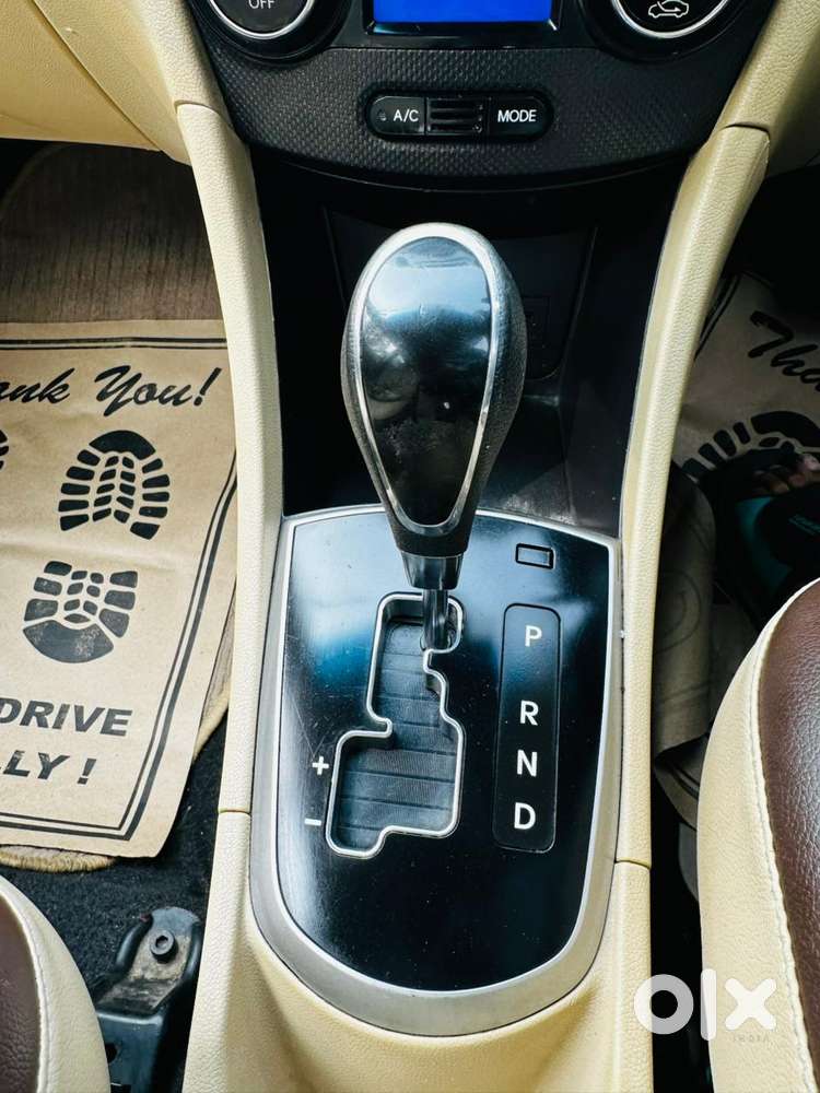 Hyundai Verna 1.6 Fluidic Vtvt S (o) At, 2014, Petrol