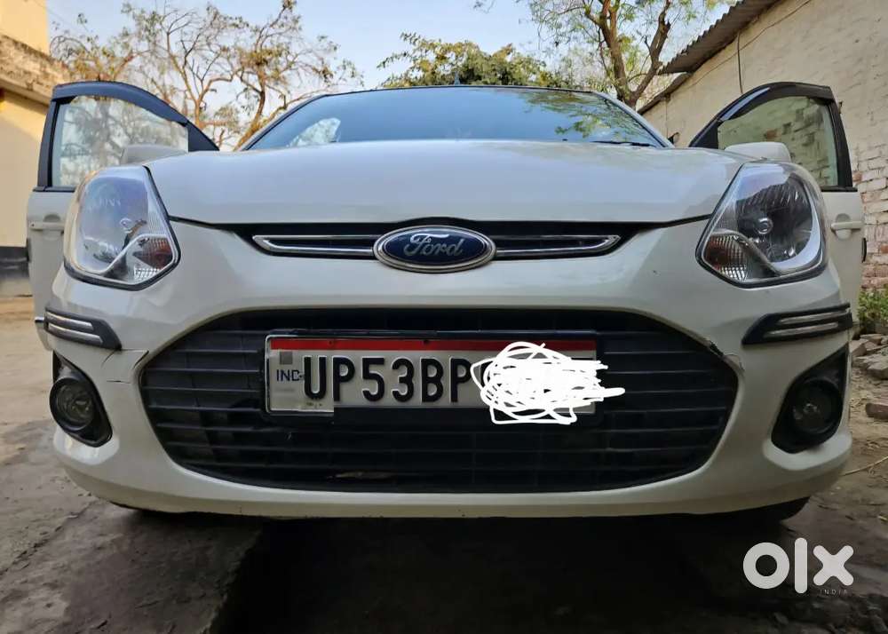 Ford Figo Petrol 2014