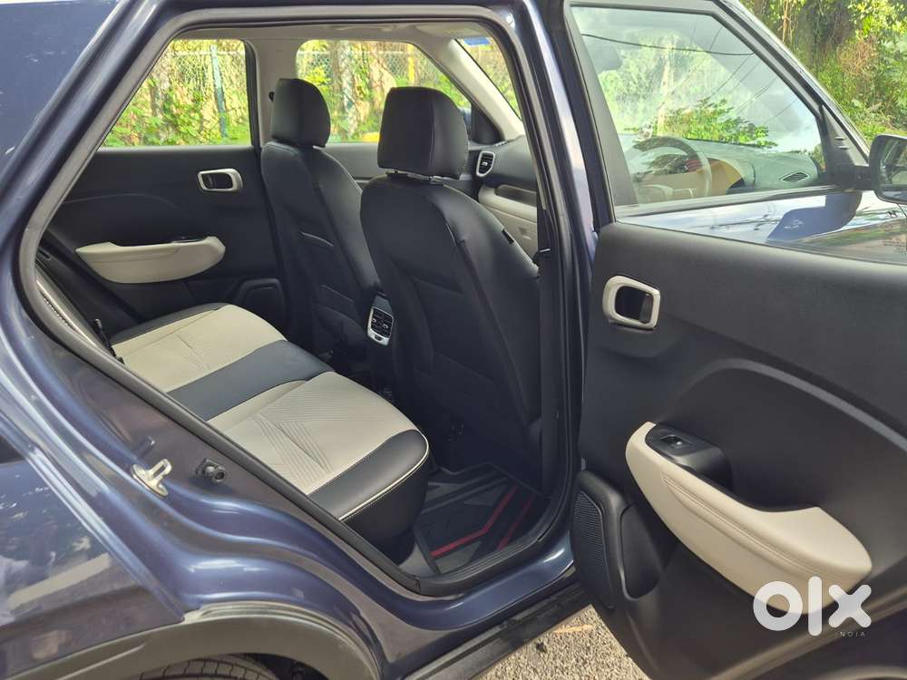 Hyundai Venue 1.0 Sx (o) Turbo Dct, 2023, Petrol