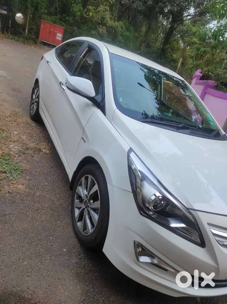 Well Maintained, All Showroom Servicing, Single Driven,