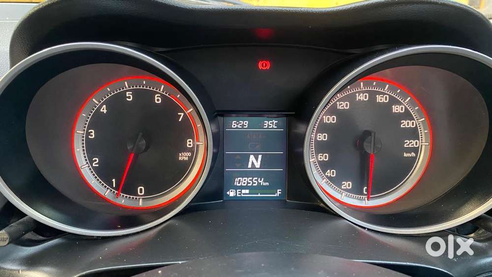 Maruti Suzuki Swift Amt Vxi, 2018, Petrol