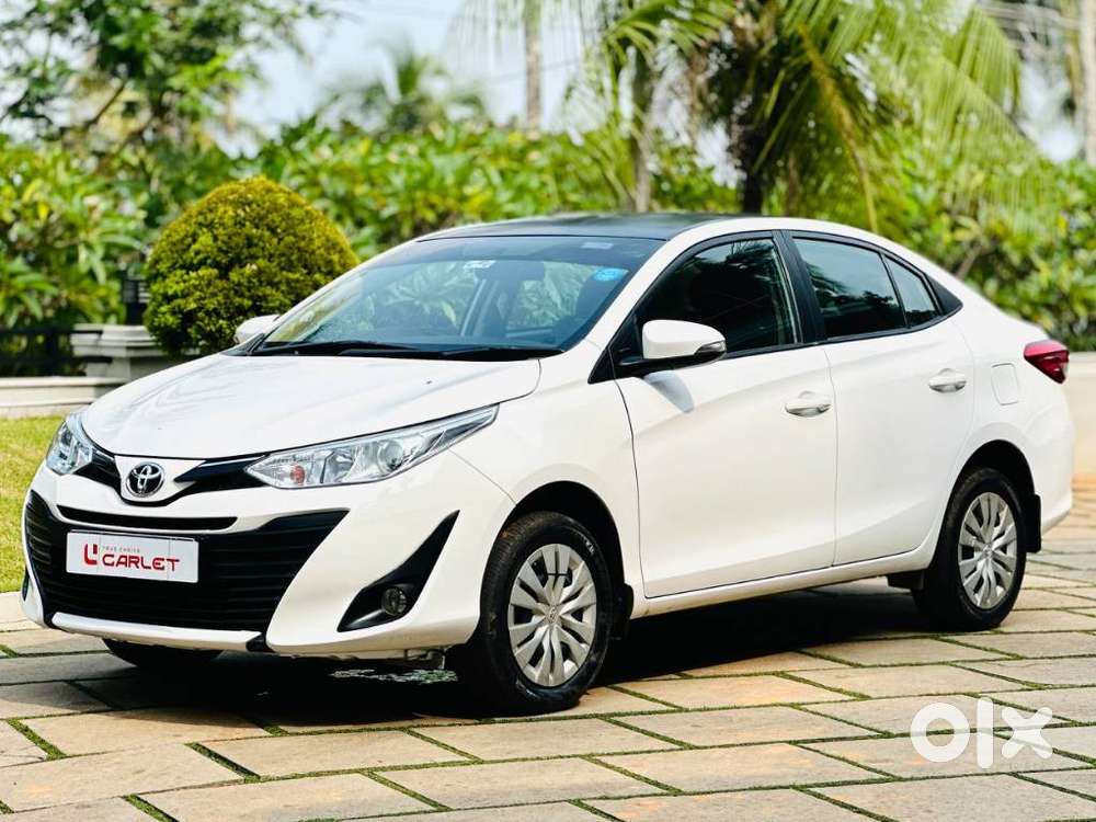 Toyota Yaris G Cvt, 2018, Petrol