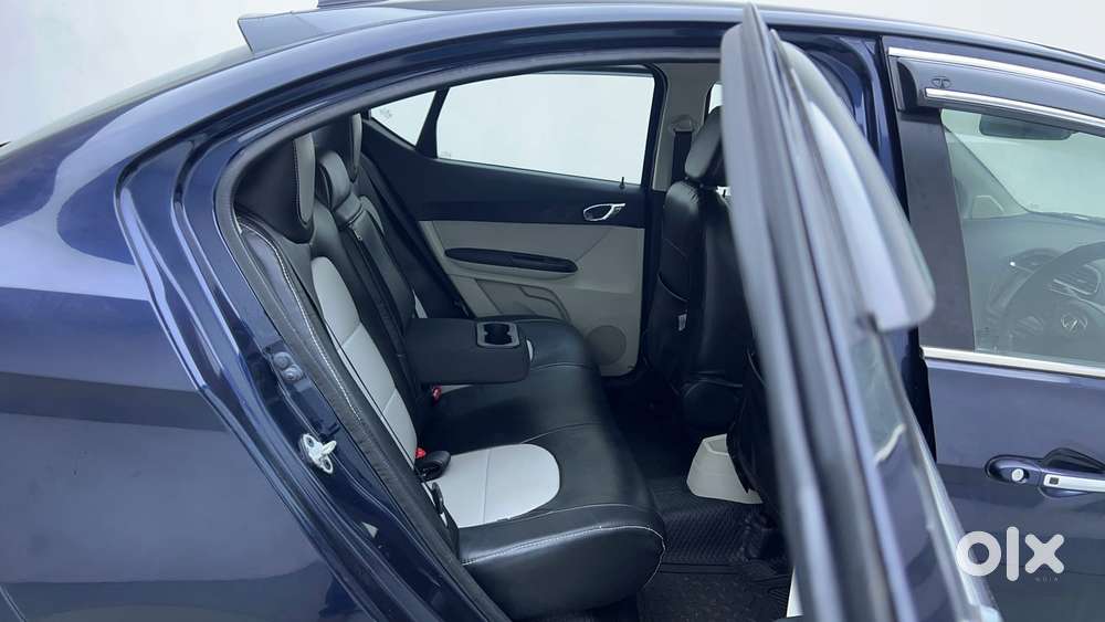 Tata Tigor Xza Plus, 2022, Petrol