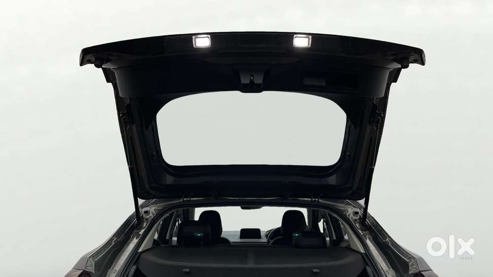 Tata Curvv Pure Plus 1.2 Revotron Petrol 7dca, 2025, Petrol