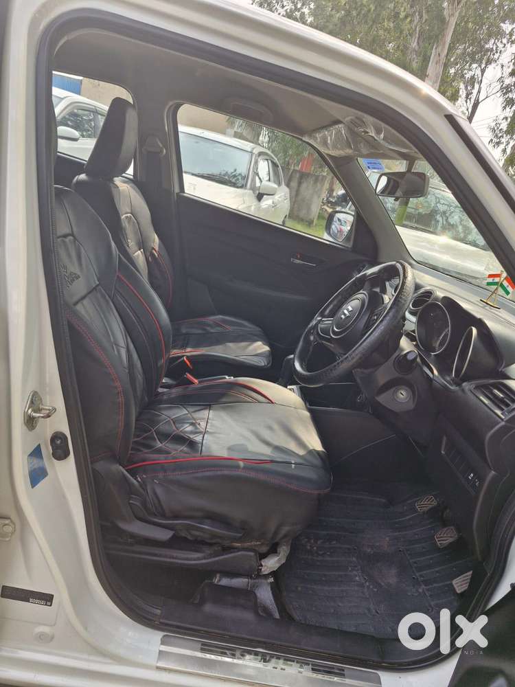 Maruti Suzuki Swift Vxi + Manual, 2024, Petrol