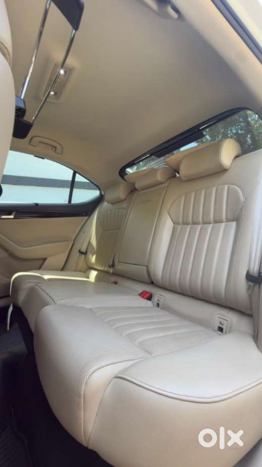 Skoda Superb 2.0 L&k Tsi At, 2019, Petrol