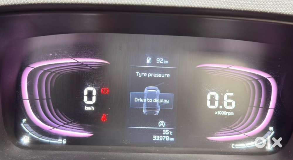 Kia Carens 1.5 Prestige 7 Str, 2023, Petrol