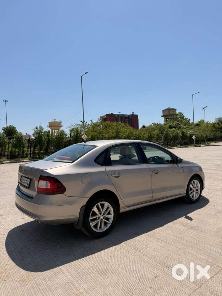 Skoda Rapid [2016-2020] 1.5 Style Plus Tdi At, 2018, Diesel