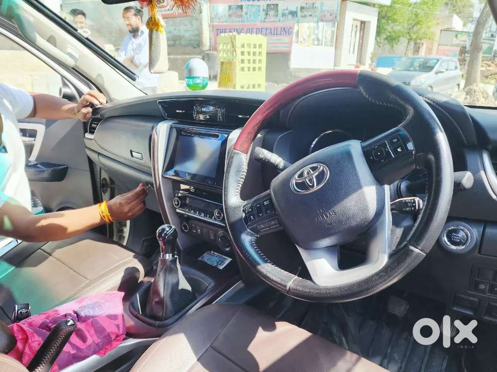 Toyota Fortuner 2017 Diesel Mt Legender Converted
